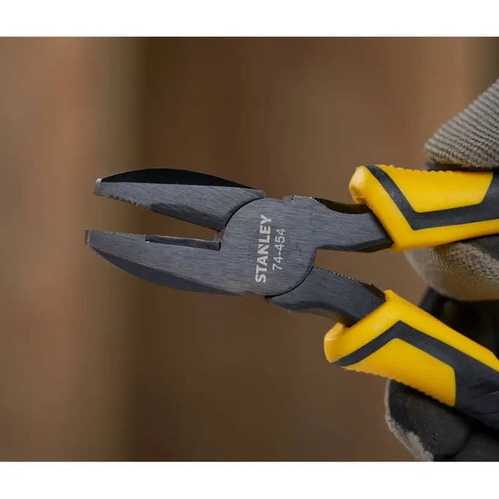 COMBINATION PLIERS 180 MM STANLEY STHT0-74454 - Клещи<<<Ръчни инструменти<<<Инструменти и