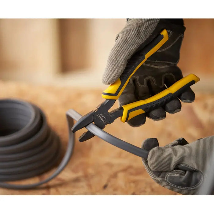 COMBINATION PLIERS 180 MM STANLEY STHT0-74454 - Клещи<<<Ръчни инструменти<<<Инструменти и
