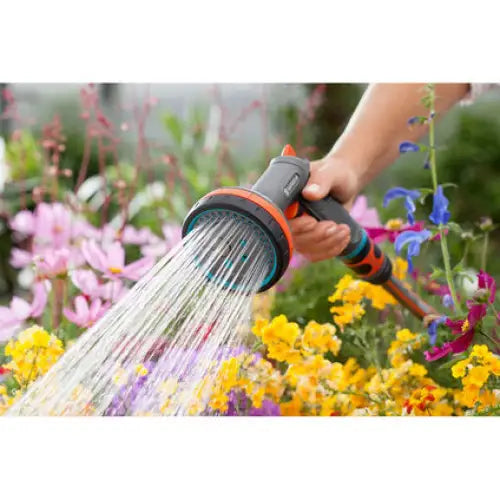 COMFORT GUN GARDENA 18315-20 - Разпръсквачи и пистолети<<<Напояване<<<Градина<<<Praktiker&&&Пистолети<<<Поливане