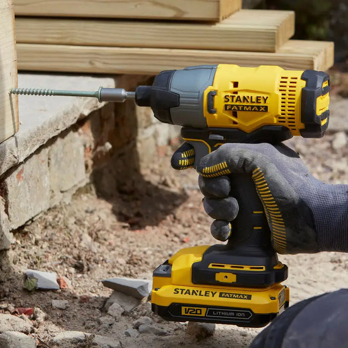 CORDLESS IMPACT DRIVER STANLEY SFMCF800C2K-QW 18 V 165.00 nm NUMBER OF BATTERIES 2 1.50 Ah SUITCASE - Акумулаторни