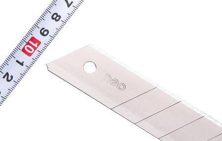 Cutter 25mm 10 pcs blade head Deli Tools EDL-DP05 (silver) - Cutting tools<<<Tools<<<InnproXML