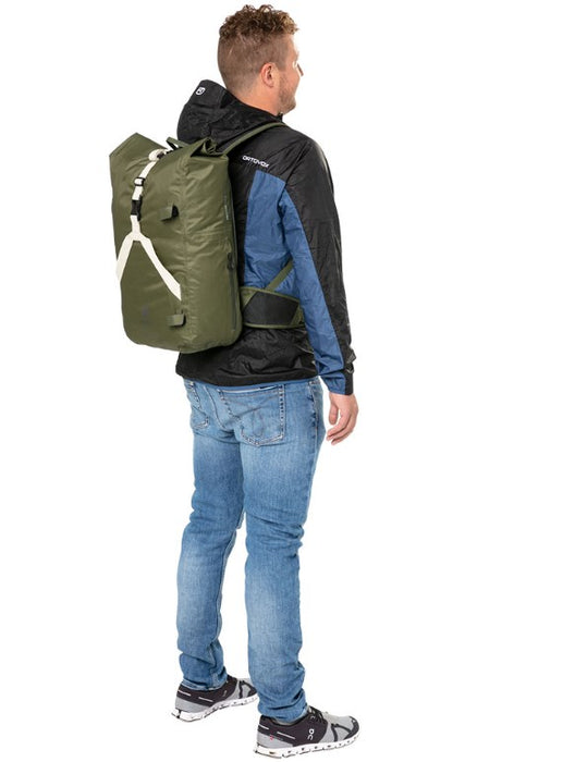 Bicycle backpack - Deuter Amager 25+5 Graphite