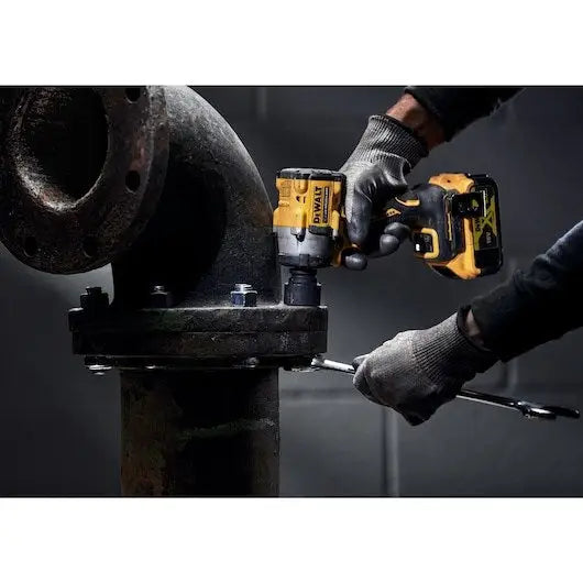 DeWALT DCF922P2T-QW power wrench 2500 RPM 610 N⋅m - Impact wrenchesNAK-KLU<<<Cordless toolsNAK<<<ActionPL&&&Impact