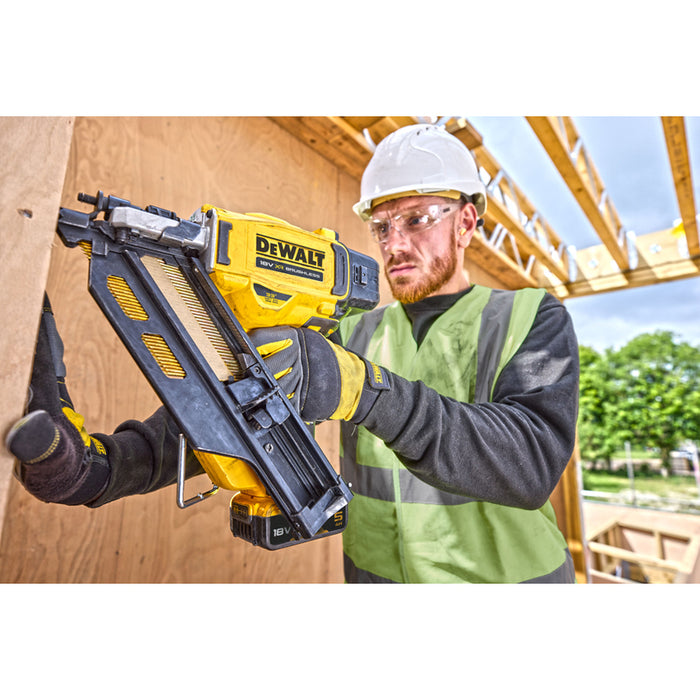 DEWALT DCN930P2-QW BATTERY TAKER