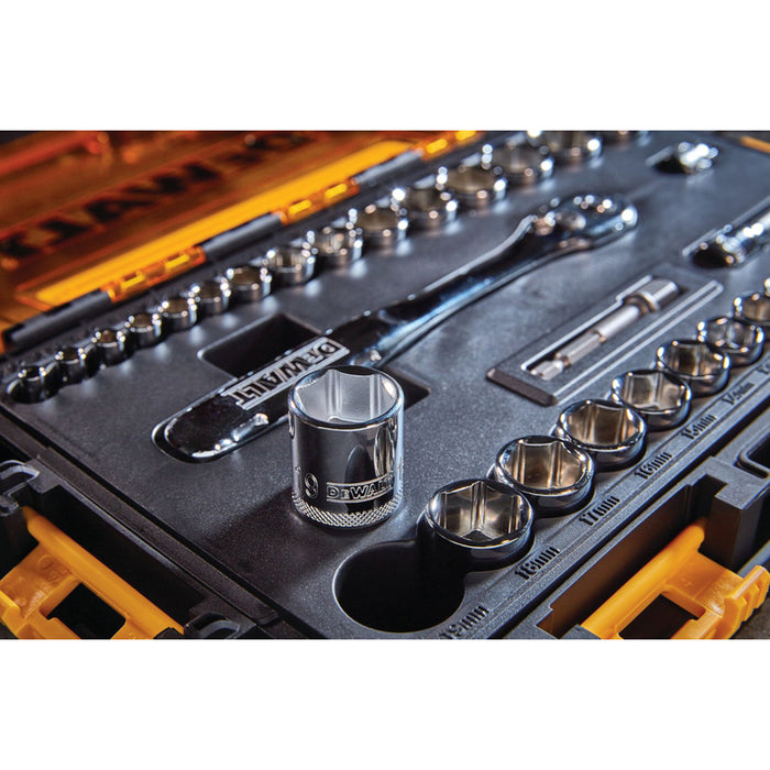 DEWALT DWMT45034-0 34-PIECE RATCHET SET WITH INSERTS