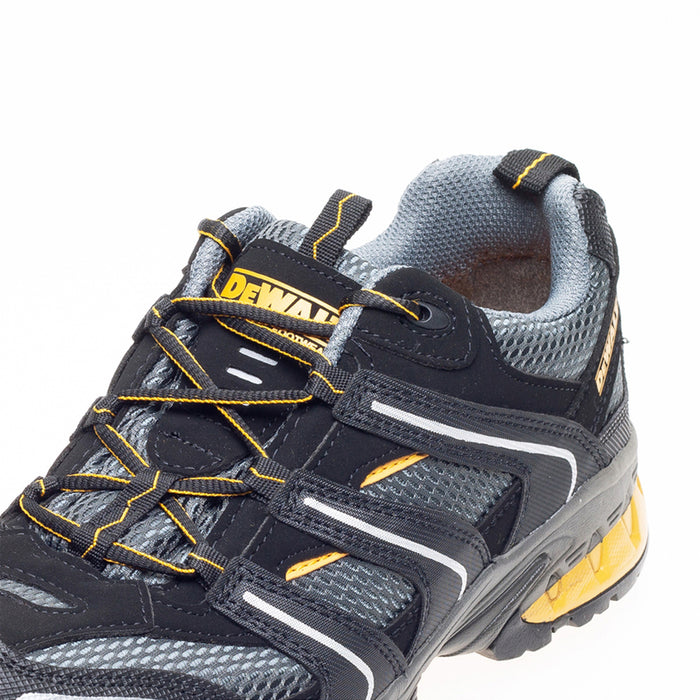 DEWALT CUTTER WORK SHOES SIZE 42