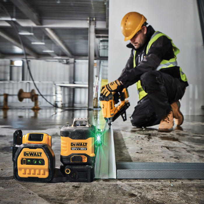 DeWALT DCE089D1G18-QW laser level