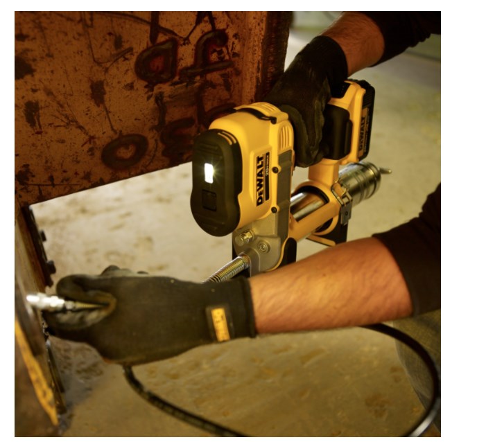 DeWALT DCGG571M1 power grease gun