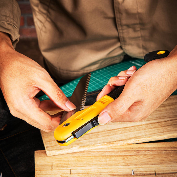 Folding Hand Saw 180mm Deli Tools EDL580618 - Cutting tools<<<Tools<<<InnproXML