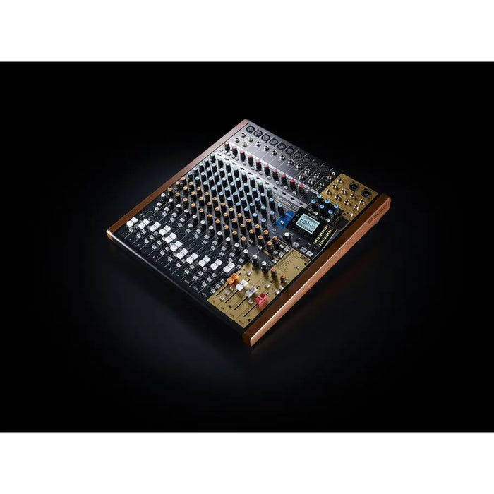 DJ table Tascam MODEL 16 - Видео и Домашно Кино<<<Електроника Звук<<<Компютри| Електроника<<<BigBuy&&&Mixing