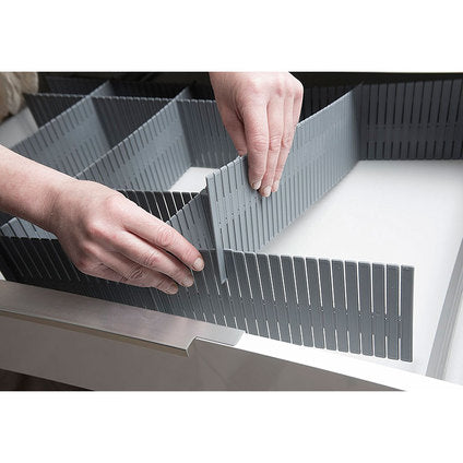DRAWER DIVIDER GREY 44X10 CM COMPACTOR - Продукти за съхранение и организация на дрехи<<<Домашни