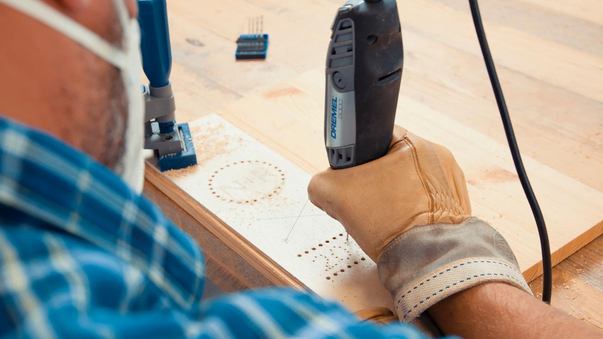 DREMEL ® 3000 MULTIFUNCTIONAL TOOL (3000-15)