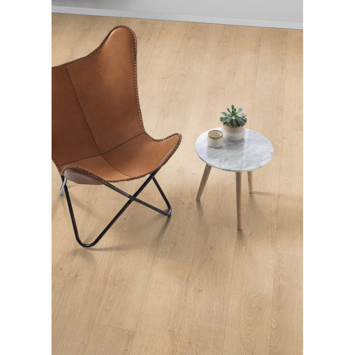 LAMINATED PARQUET EGGER AQUA NEWBURY OAK EL2035, 8.00 mm, 32/AC4, CHAMBER