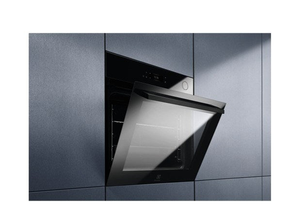 Built-in oven Electrolux EOC8P39WZ, 72, A+, Pyrolysis, Sensor