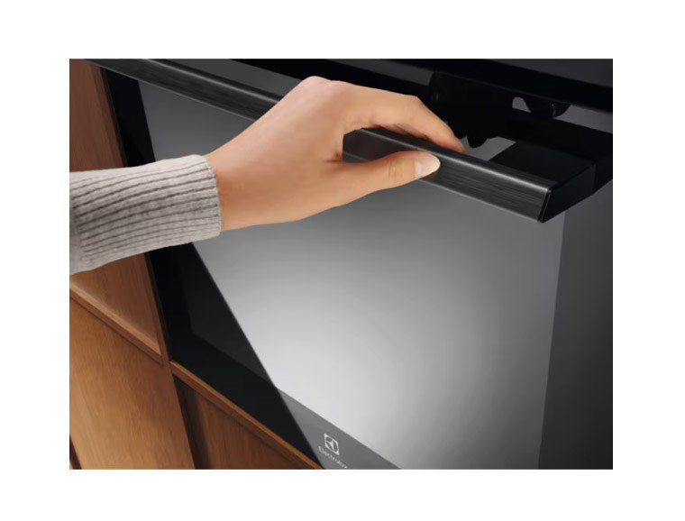 Built-in oven ELECTROLUX LOD8P39Z, 72 l, SteamBake, Pyrolysis, A+