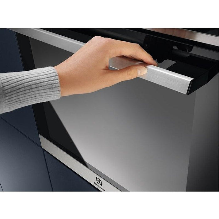Built-in oven Electrolux EOD6P77WX, 72, Push buttons, A+, Pyrolysis