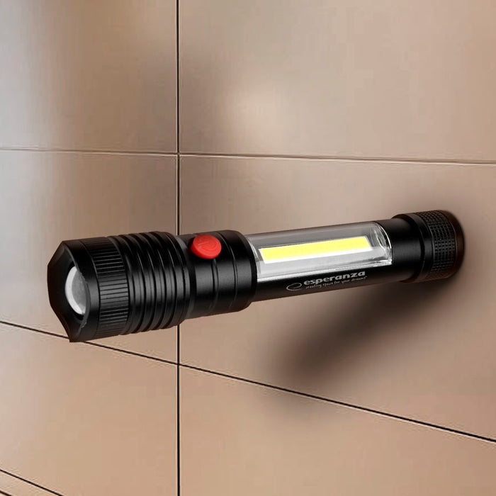 Esperanza Apate Black Hand flashlight LED