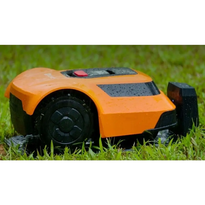 EZVIZ RM600 orange robotic lawn mower - Mowing workNAK-RKO<<<Cordless toolsNAK<<<ActionPL