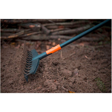 GARDEN RAKE WITH HANDLE FISKARS FS 135066