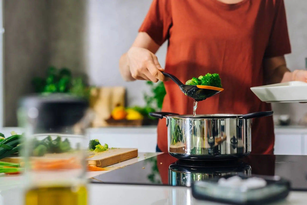 FUNCTIONAL FORM DRAINING SPOON