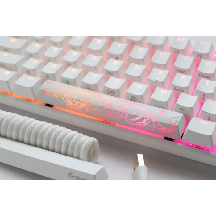 Gaming Mechanical Keyboard Ducky One 3 Pure White SF 65% Hotswap Cherry MX Blue RGB PBT Keycaps - Геймърски