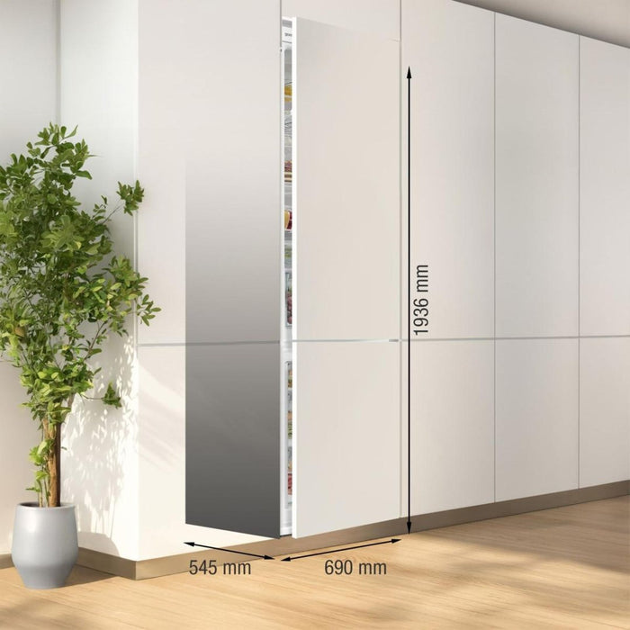 Built-in refrigerator with freezer Gorenje NRKI619D61WFE, 377 l, D, No Frost, White, Yes