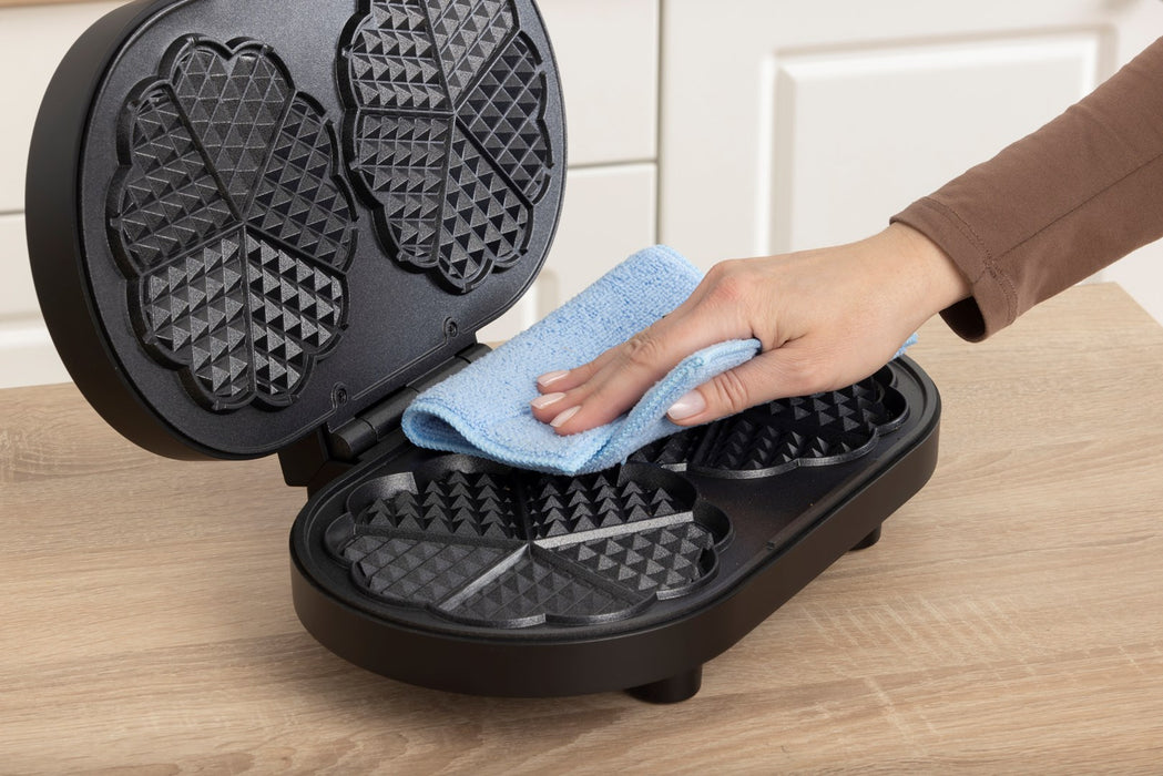 Waffle maker GORENJE WM1200B black, 1200 W