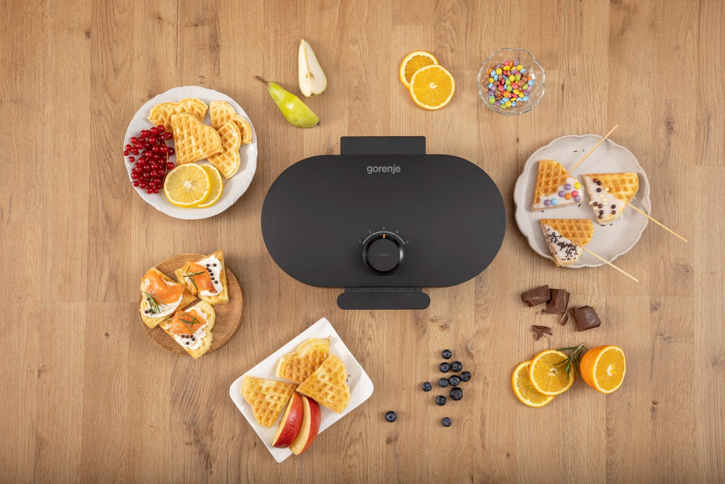 Waffle maker GORENJE WM1200B black, 1200 W