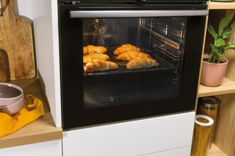 Gorenje   BO6737E02BG Black