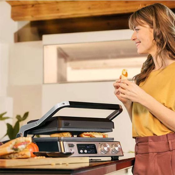 Grill BRAUN MultiGrill 7 CG 7040 2000 W Black/Stainless steel - Грилове и скари<<<Уреди за кухня<<<Малки