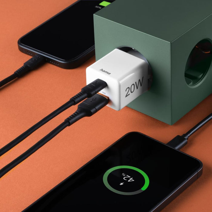 HAMA Fast mini charger 1x USB-C, 1x USB-A, PD, 20 W, white