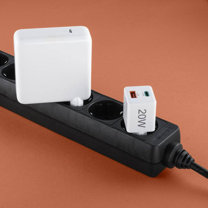 HAMA Fast mini charger 1x USB-C, 1x USB-A, PD, 20 W, white
