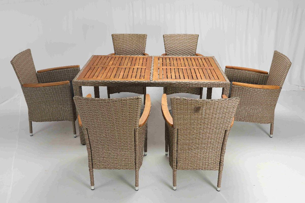 BIRMINGHAM RATTAN SET OF 6 CHAIRS AND TABLE
