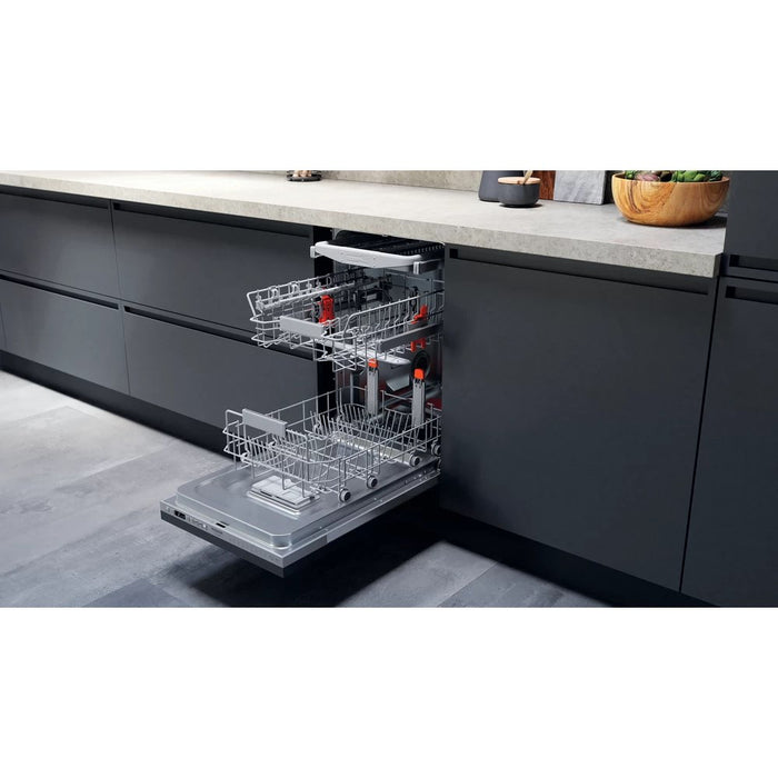 Built-in dishwasher Hotpoint-Ariston HSIO 3O23 WFE, 10 place settings, 450 W, mm, E