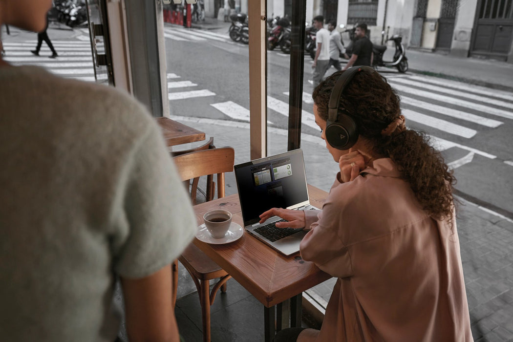 HP EliteBook 830 13 inch G11 Notebook PC Intel Core Ultra 7 155U Laptop 33.8 cm (13.3") WUXGA 16 GB LPDDR5x-SDRAM 512 GB SSD Wi-Fi 6E (802.11ax) Windows 11 Pro Silver