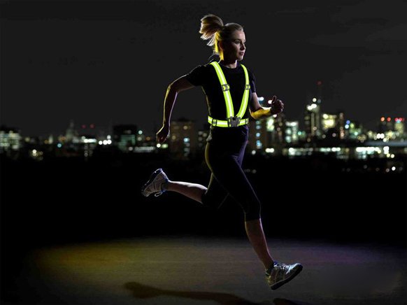 Adjustable reflective harness for a running bike - yellow