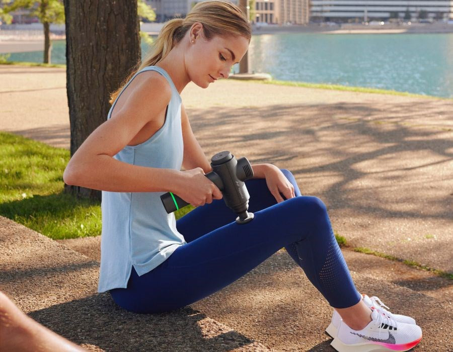 Hyperice Hypervolt 2 Pro hand massager with app black