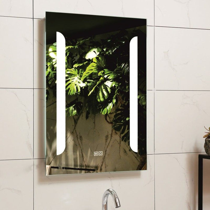BATHROOM MIRROR WITH BUILT-IN LED 50X70 CM