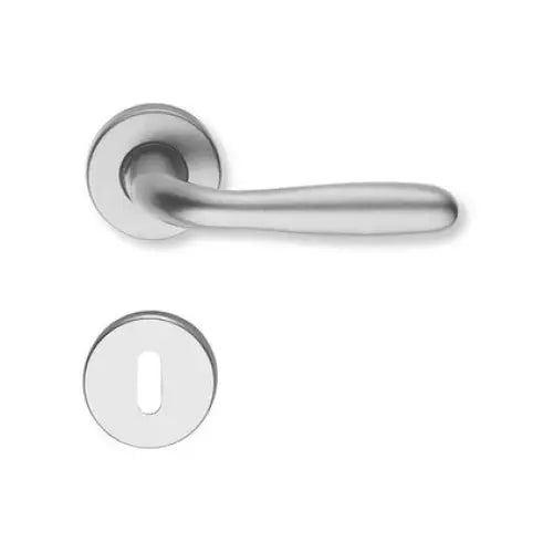 INTESA ROMA DOOR HANDLE - Обков за врати<<<Обков<<<Мебели и интериор<<<Praktiker&&&Обков за врати<<<Врати и
