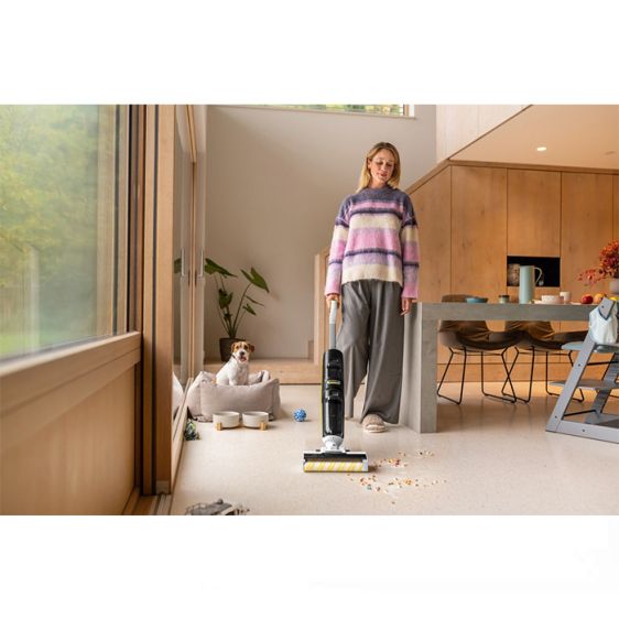 Cordless vacuum cleaner for dry and wet cleaning KARCHER FCV 4