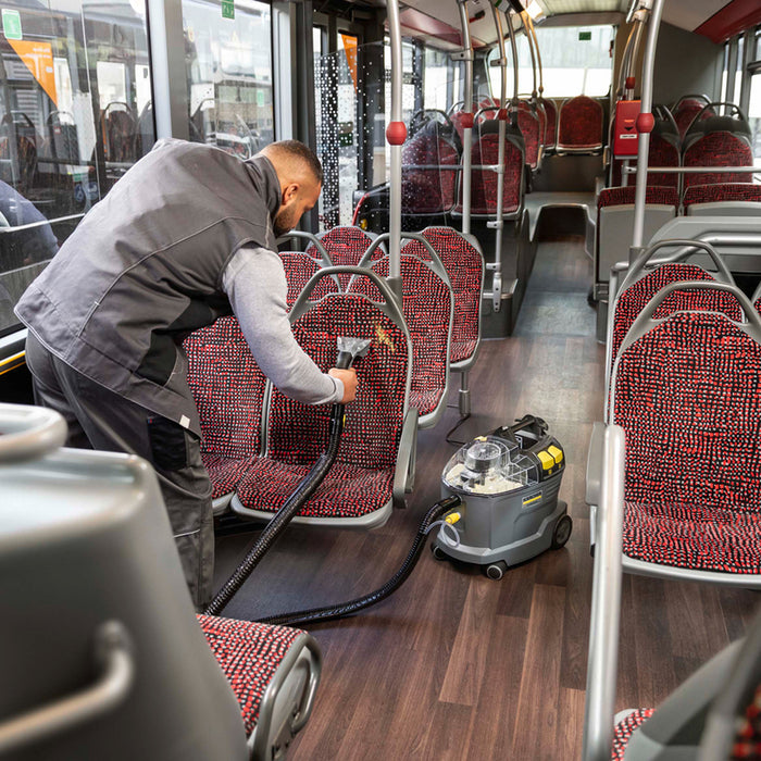 KARCHER PUZZI 8/1 CLEANER