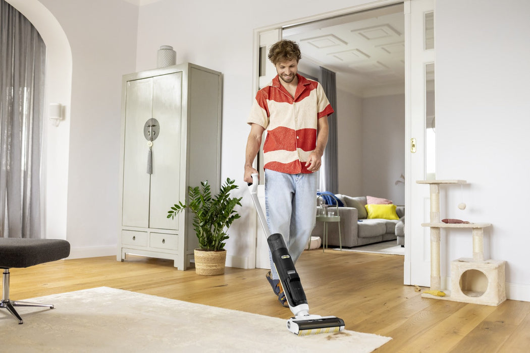 KARCHER FCV 3 Extra+ electric mop with vacuum function - 1.056-126.0 White