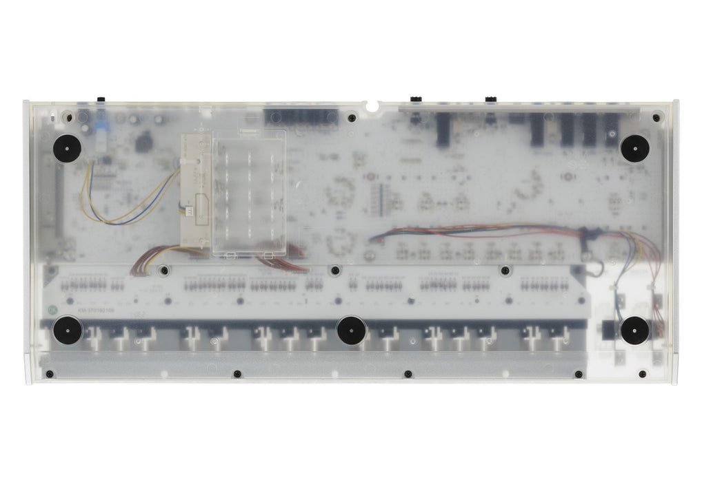 Korg microKORG Crystal - analogue synthesiser with vocoder