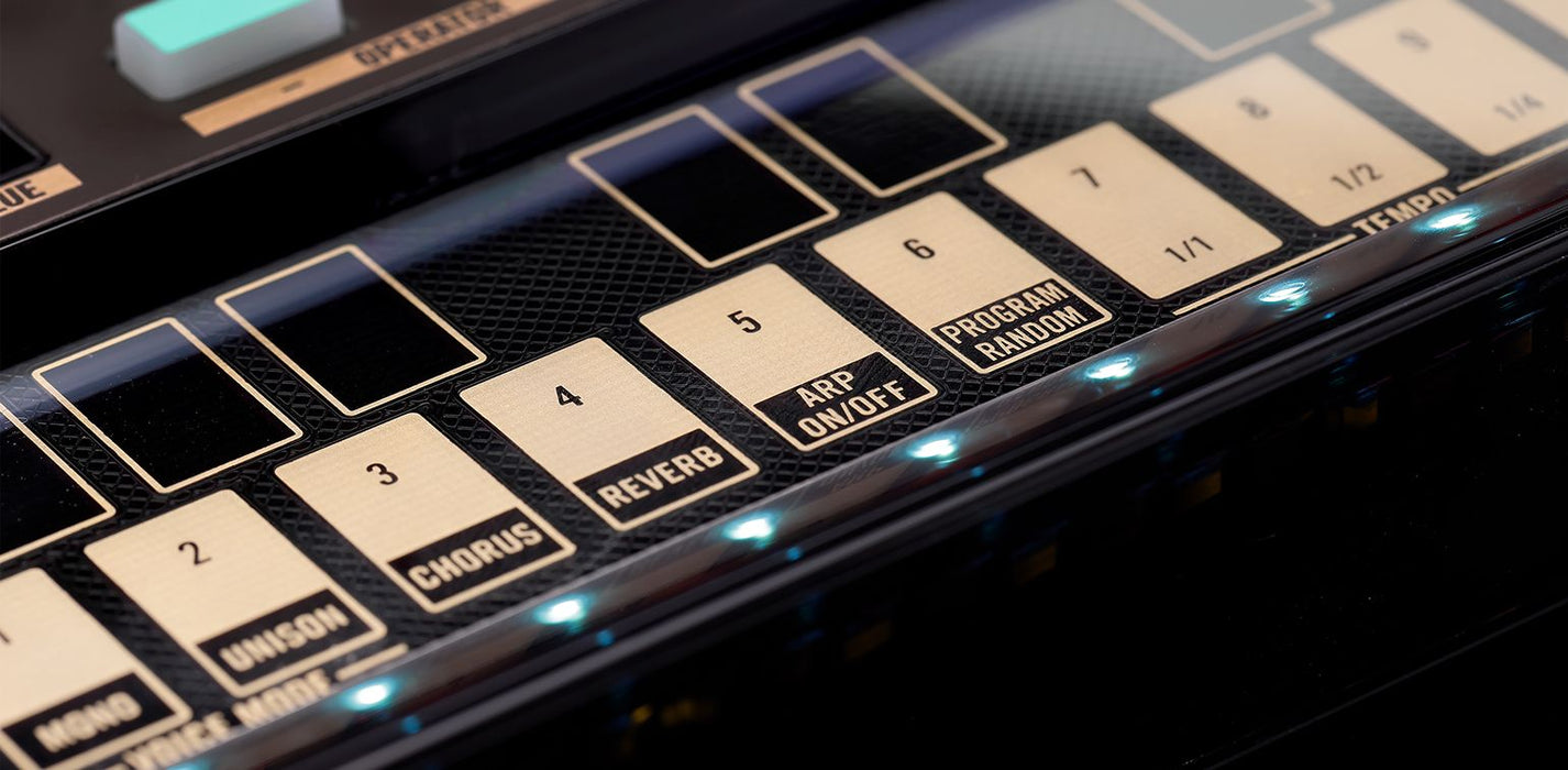 Digital FM synthesizer Korg - Volca FM2, 27 keys, 6-voice, black