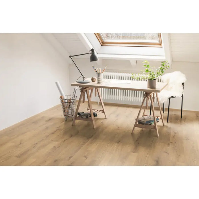 LAMINATED PARQUET EGGER AQUA LAUSANNE OAK EL2953 10.00 mm 32/AC4 CHAMBER - Паркет<<<Паркет и елементи за