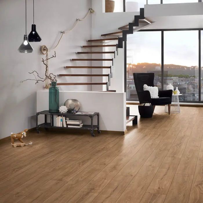 LAMINATED PARQUET PREMIUM OAK GONDOLA K468 8.00 mm 32/AC4 CHAMBER - Паркет<<<Паркет и елементи за монтаж<<<Подови и