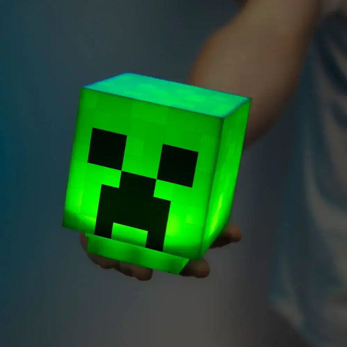 Lamp Paladone Minecraft - Creeper Light BDP PP6595MCFV4 - Фигурки<<<Геймърска периферия<<<ValiAPI