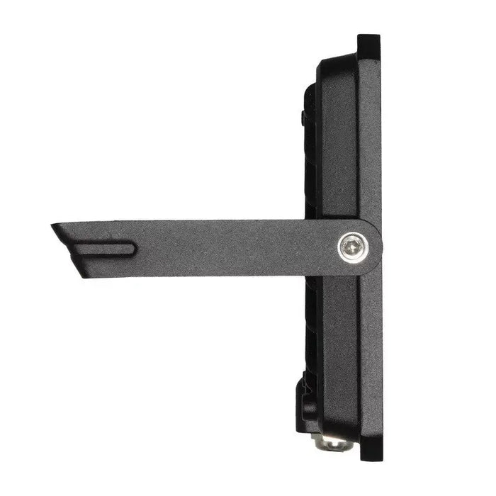 LED FLOODLIGHT LUX 100W 840 BLACK OSRAM LEDVANCE - Диодни тела индустриални<<<Източници на светлина<<<AmperelB2B