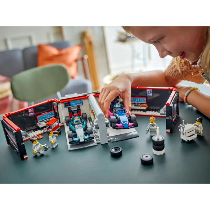 LEGO CITY 60444 F1 Garage & Mercedes-AMG & Alpine Cars - LEGOKLO-LEG<<<Construction setKLO<<<ActionPL