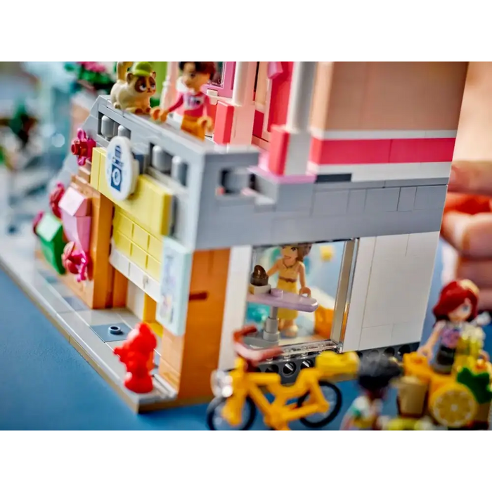 LEGO FRIENDS 42670 Heartlake City Apartments and Stores - LEGOKLO-LEG<<<Construction setKLO<<<ActionPL